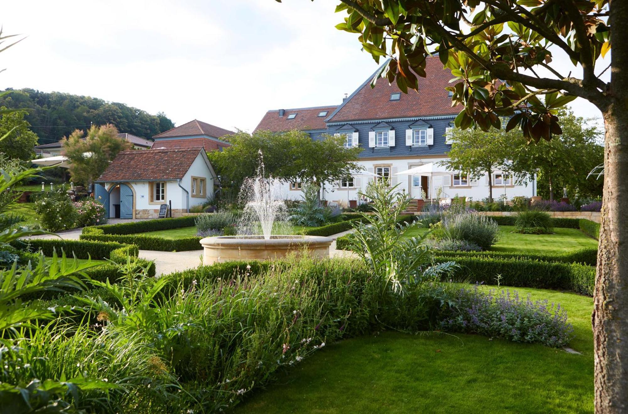Hotel Schlössl Oberotterbach Exterior foto